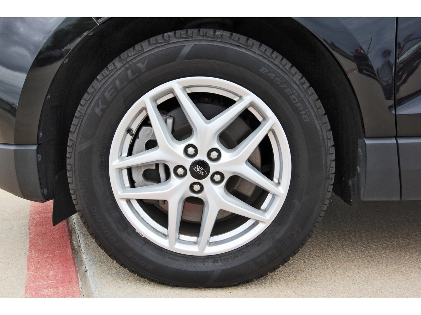 Used 2024 Ford Edge SEL AWD/4WD image 36
