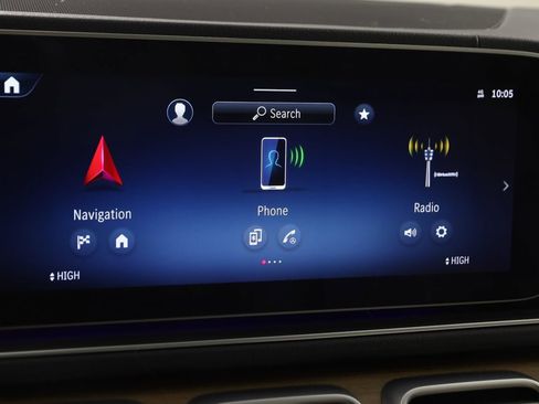 Used 2024 Mercedes-Benz GLS 580 4MATIC image 43