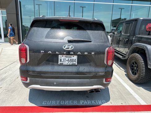 Used 2020 Hyundai Palisade SEL w/ Premium Package FWD image 8