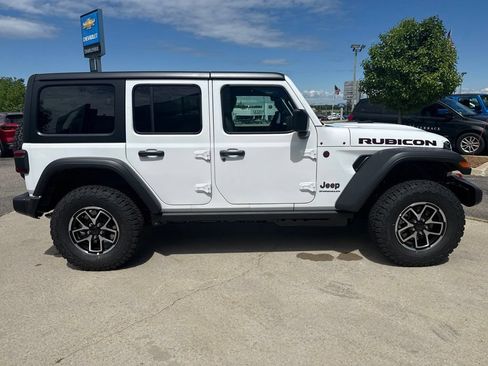 New 2026 Jeep Wrangler Unlimited Rubicon w/ Dual Top Group AWD/4WD image 5