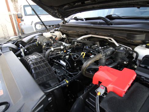 Used 2019 Ford Ranger XLT w/ Equipment Group 301A Mid image 14