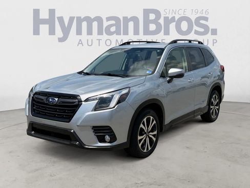 Used 2023 Subaru Forester Limited AWD/4WD image 8
