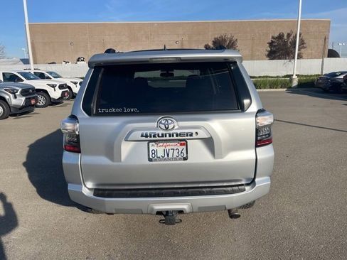 Used 2019 Toyota 4Runner SR5 Premium image 6