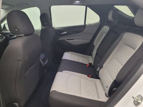 Used 2019 Chevrolet Equinox LT AWD/4WD image 18