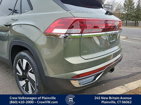 New 2026 Volkswagen Atlas Cross Sport SE image 24