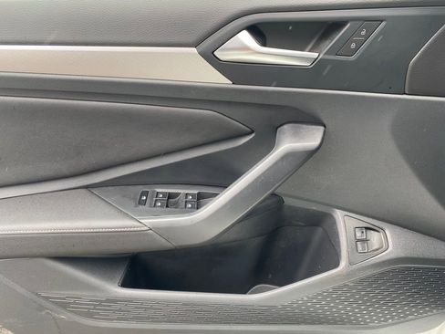 Used 2024 Volkswagen Jetta Sport image 13