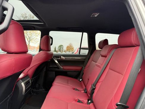 Used 2023 Lexus GX 460 Premium image 15
