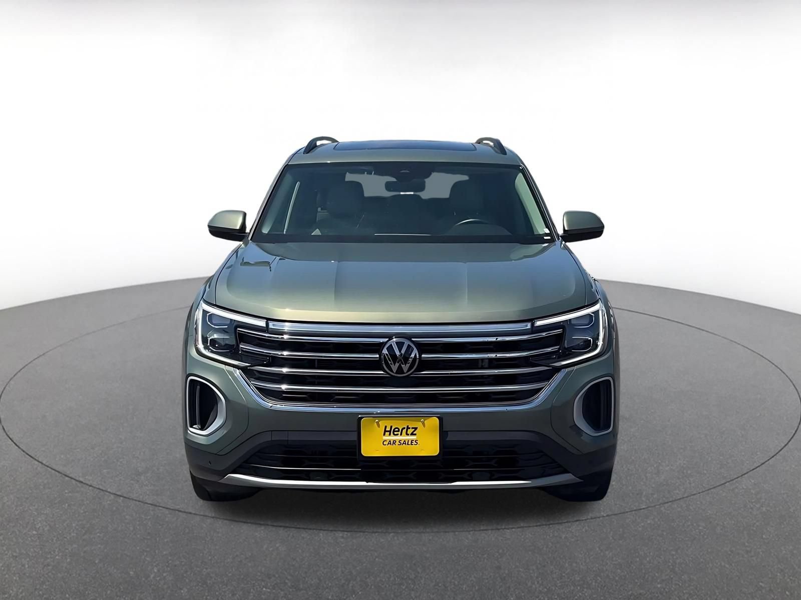 Used 2026 Volkswagen Atlas SE FWD image 4