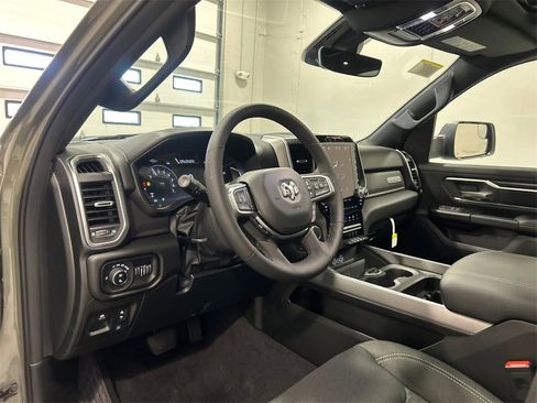 New 2026 RAM 1500 4x4 Crew Cab image 18