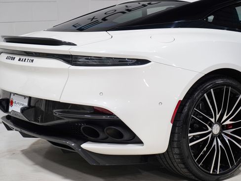Used 2020 Aston Martin DBS Superleggera RWD image 22