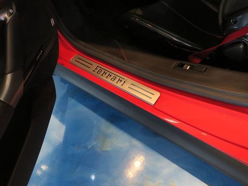 Used 2022 Ferrari SF90 Stradale image 16