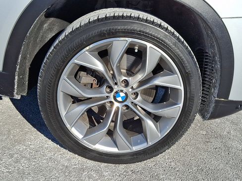 Used 2017 BMW X3 xDrive28i image 8