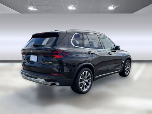 Used 2026 BMW X5 sDrive40i w/ Premium Package image 8
