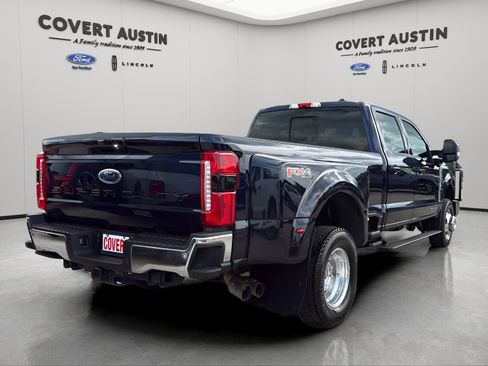 Used 2024 Ford F350 Lariat w/ FX4 Off-Road Package AWD/4WD image 5