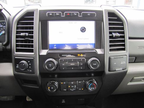 Used 2021 Ford F250 XL w/ STX Appearance Package AWD/4WD image 11