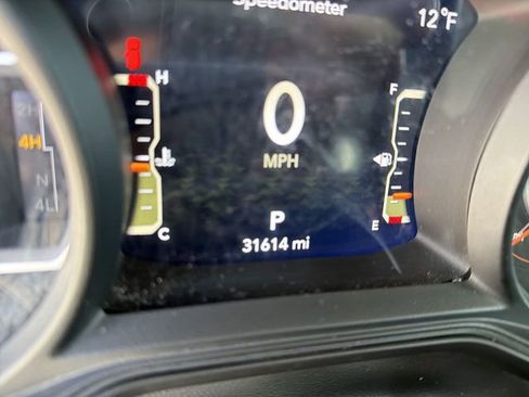 Used 2024 Jeep Wrangler Unlimited Rubicon AWD/4WD image 17