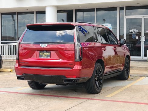 Used 2023 Cadillac Escalade Sport Platinum w/ LPO, ONYX Package AWD/4WD image 3