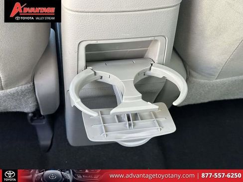 Used 2013 Toyota Corolla L FWD image 15