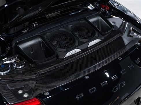 Used 2018 Porsche 911 GT3 RWD image 41