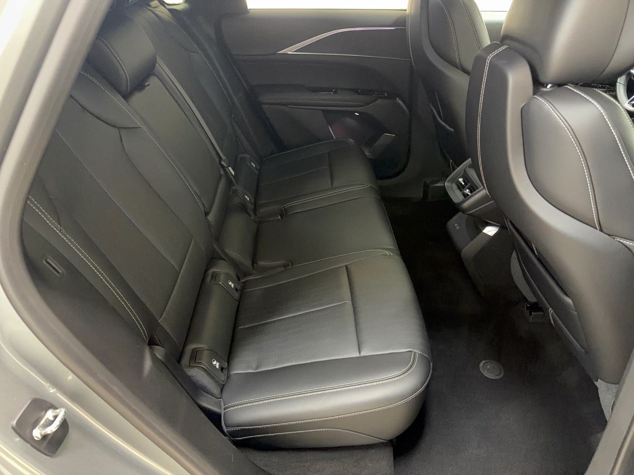 Used 2024 Cadillac Lyriq Luxury RWD image 29