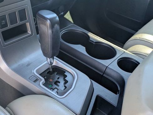 Used 2016 Toyota Sequoia SR5 RWD image 20