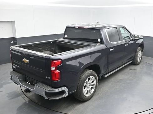 Used 2022 Chevrolet Silverado 1500 LTZ AWD/4WD image 26