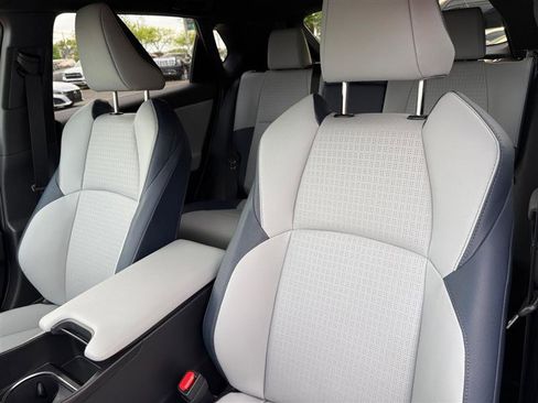 Used 2023 Subaru Solterra AWD image 11