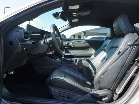 Used 2024 Ford Mustang GT Premium w/ GT Performance Package RWD image 4