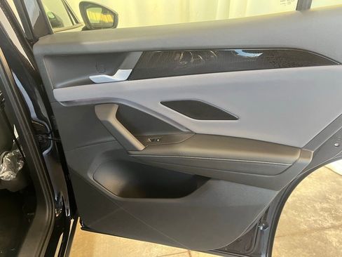 New 2026 Volkswagen Tiguan SE image 23