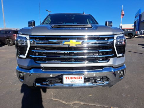 New 2026 Chevrolet Silverado 3500 LTZ image 14