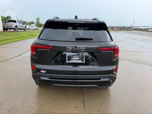 Used 2026 GMC Terrain Elevation w/ Elevation Premium Package AWD/4WD image 4
