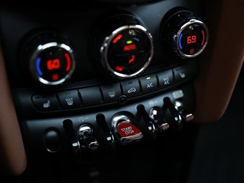 Used 2023 MINI Cooper S image 39