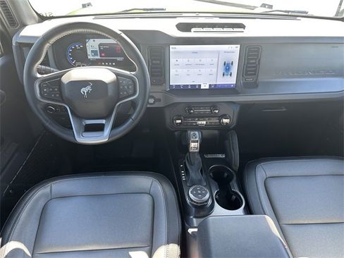 Used 2024 Ford Bronco Everglades image 22