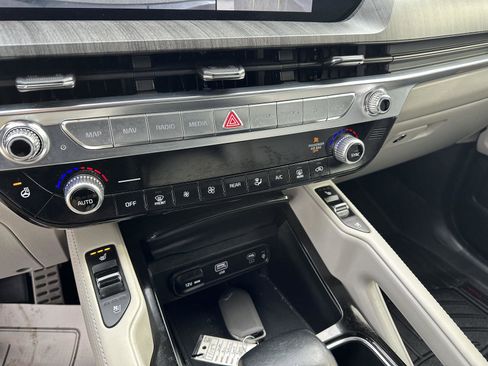 Used 2024 Kia Telluride SX Prestige image 40