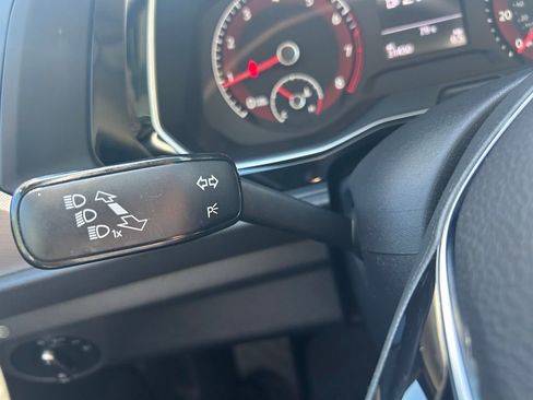 Certified 2021 Volkswagen Jetta SE w/ SE Cold Weather Package image 19