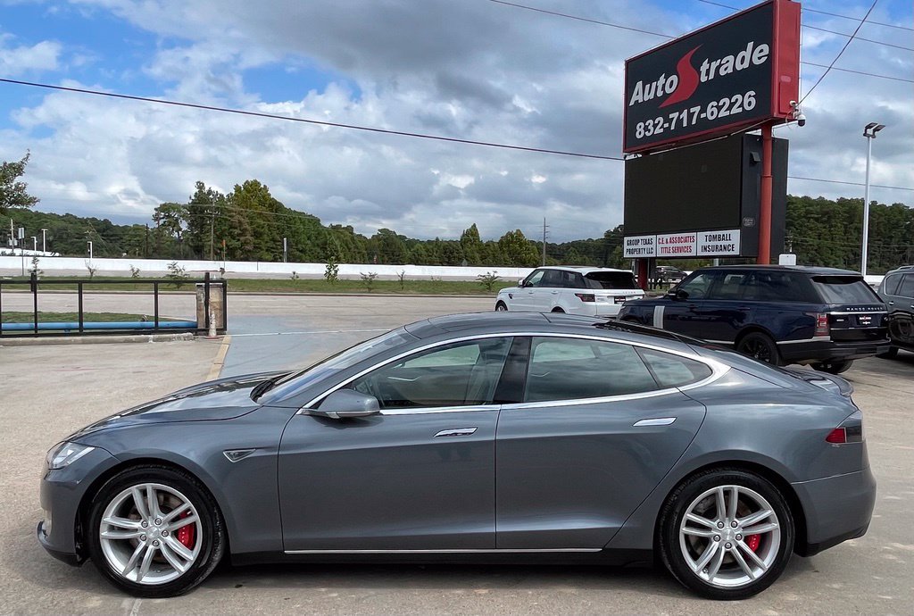 Used 2014 Tesla Model S 85 RWD image 5
