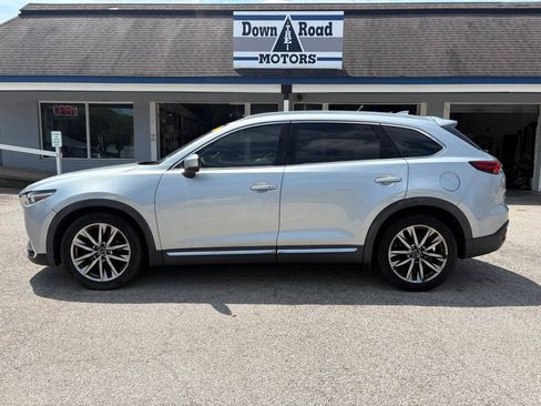 Used 2017 MAZDA CX-9 Signature AWD/4WD image 2