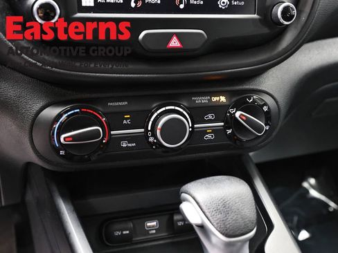 Used 2025 Kia Soul LX FWD image 20