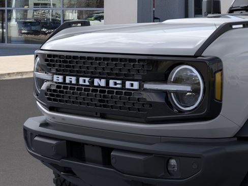 New 2026 Ford Bronco Outer Banks AWD/4WD image 20