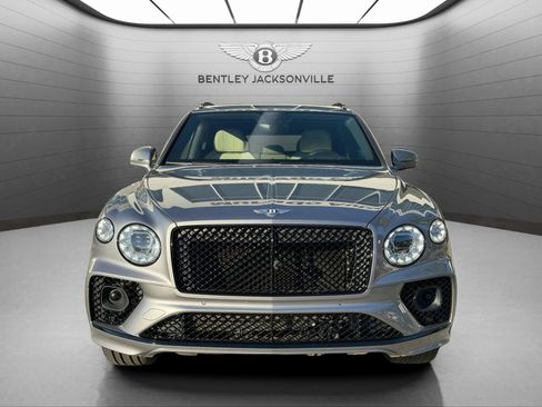 Certified 2022 Bentley Bentayga image 8