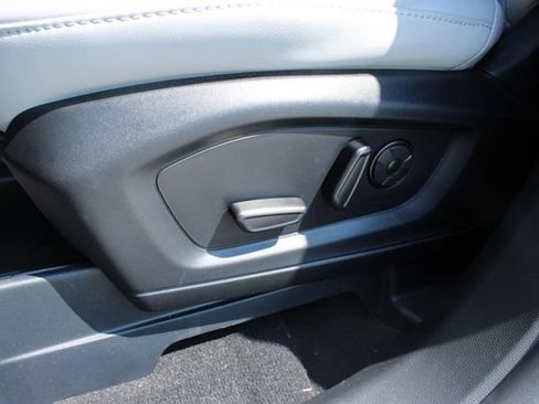 Used 2025 Ford Explorer Platinum w/ Ultimate Package AWD/4WD image 14