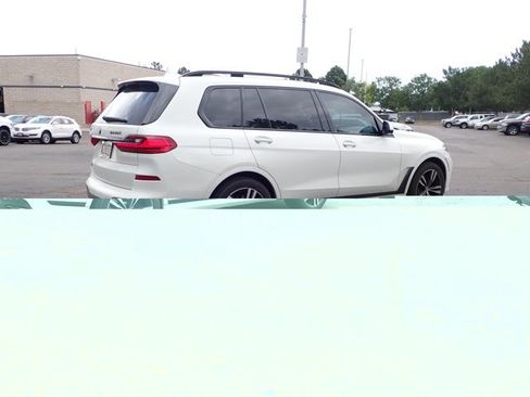 Used 2020 BMW X7 M50i AWD/4WD image 13