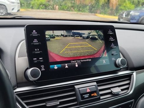 Used 2018 Honda Accord Sport image 31
