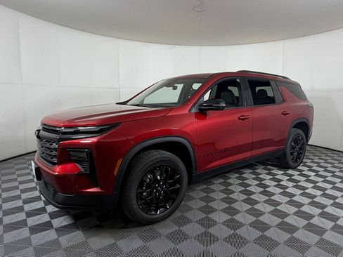 New 2026 Chevrolet Traverse LT w/ Midnight/Sport Edition image 3