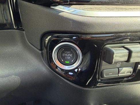 New 2026 Chevrolet Silverado 3500 LTZ w/ LTZ Premium Package image 19