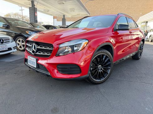 Used 2018 Mercedes-Benz GLA 250 4MATIC image 1