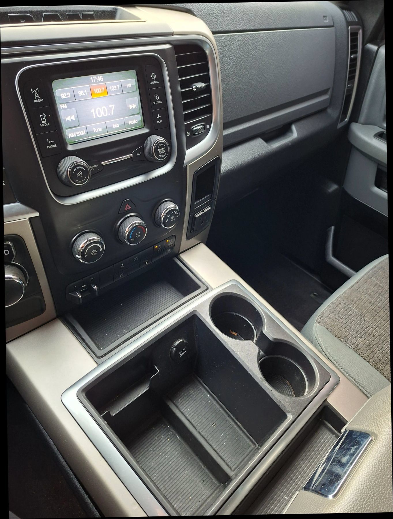 Used 2014 RAM 1500 Big Horn RWD image 13