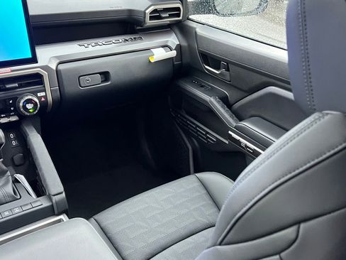 New 2026 Toyota Tacoma TRD Off-Road image 18