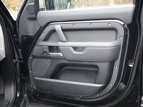 Certified 2025 Land Rover Defender 110 S image 8