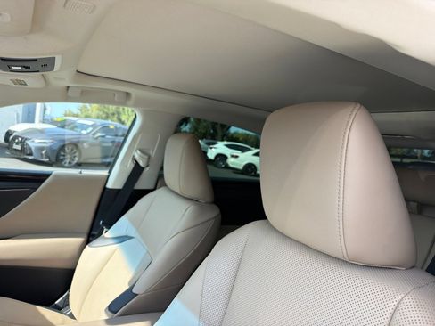 Used 2021 Lexus ES 350 w/ Premium Package FWD image 8
